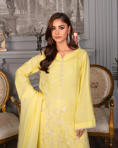 AQ-002EmbroidedPartywearStitched3pcs-1